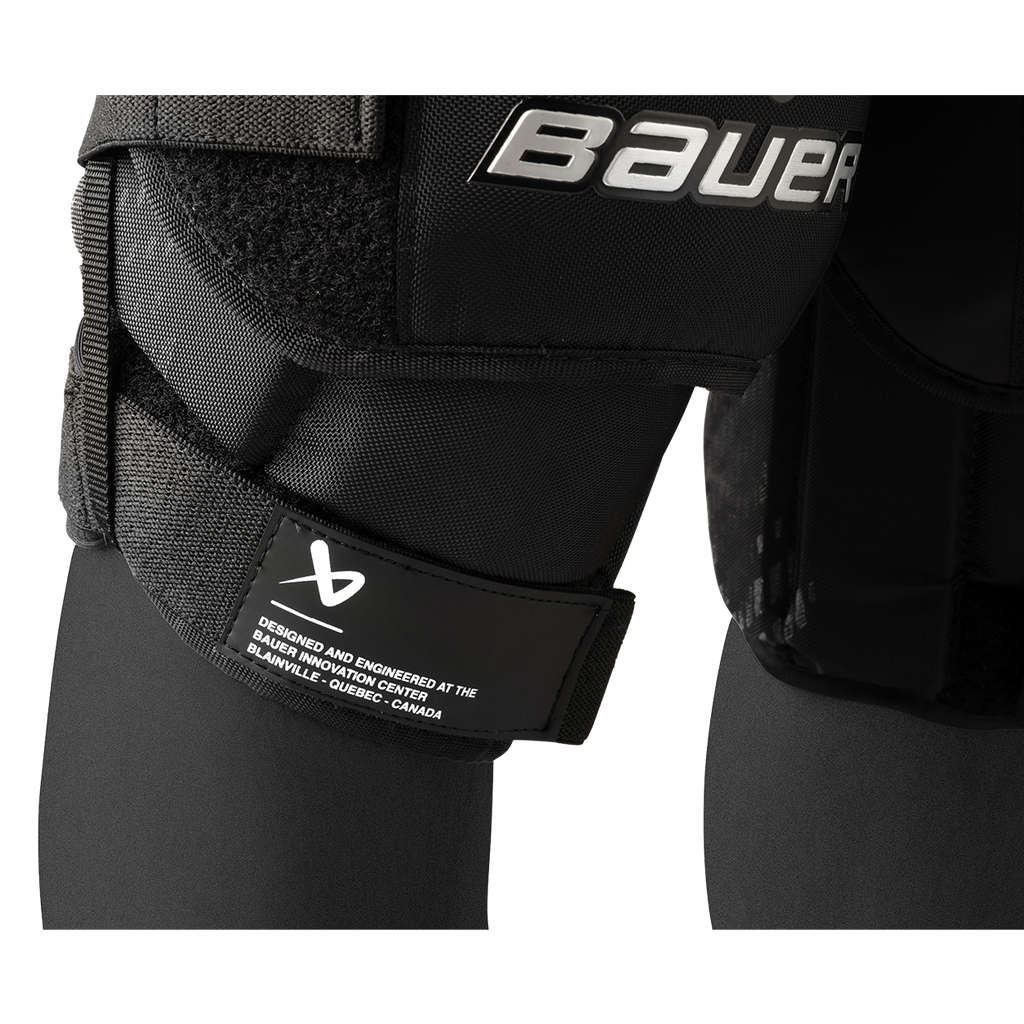 S25 BAUER ELITE KNEE GUARD INTERMEDIATE