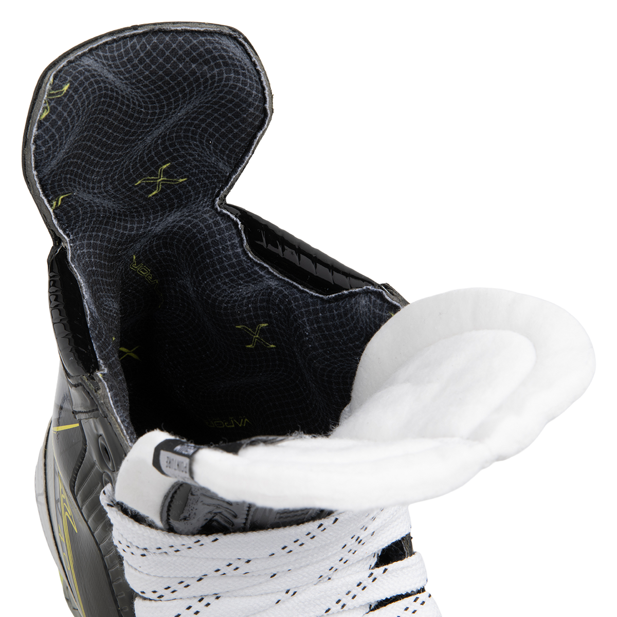 BAUER VAPOR FLY40 ROLLER SKATE INTERMEDIATE