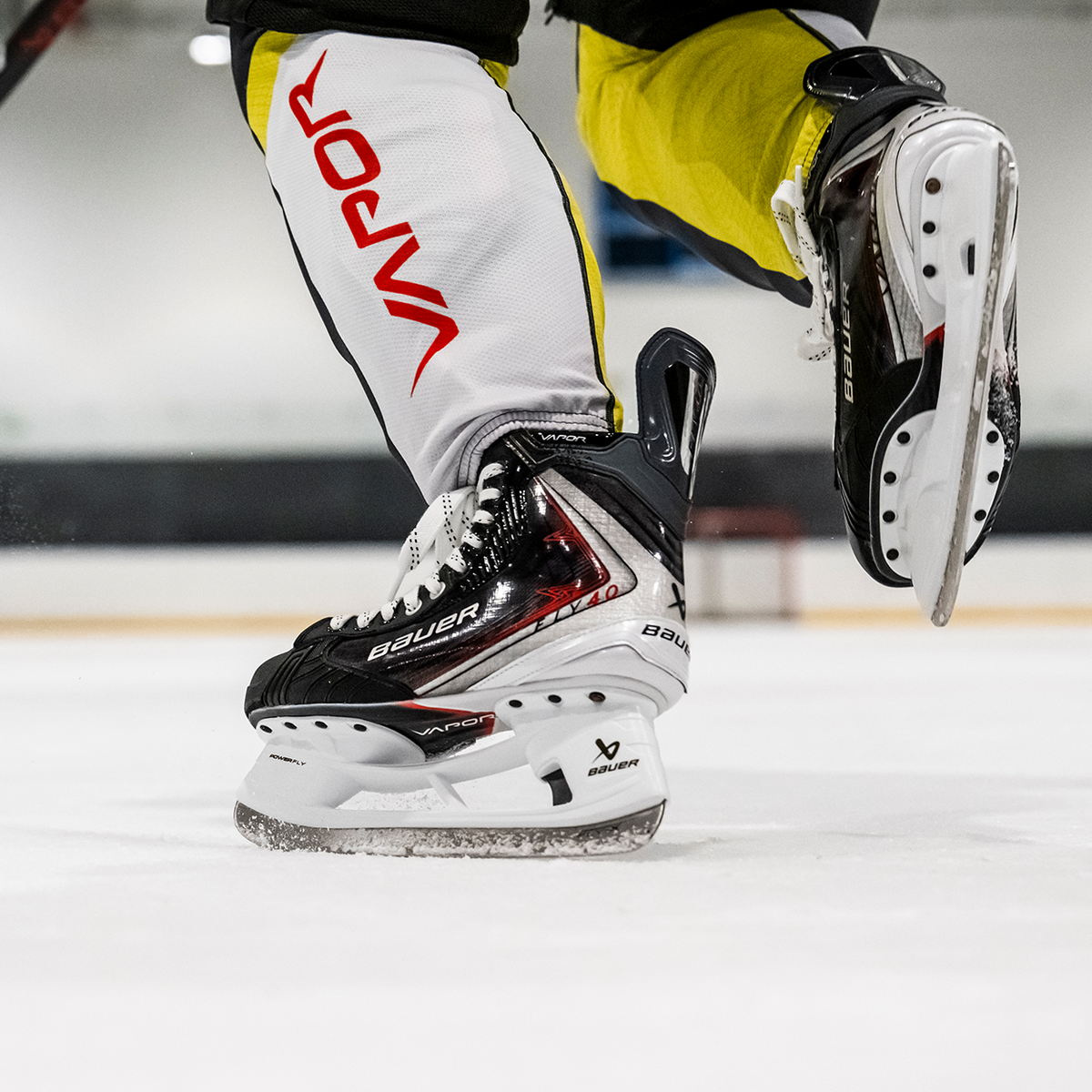 BAUER VAPOR FLY40 SKATE SENIOR