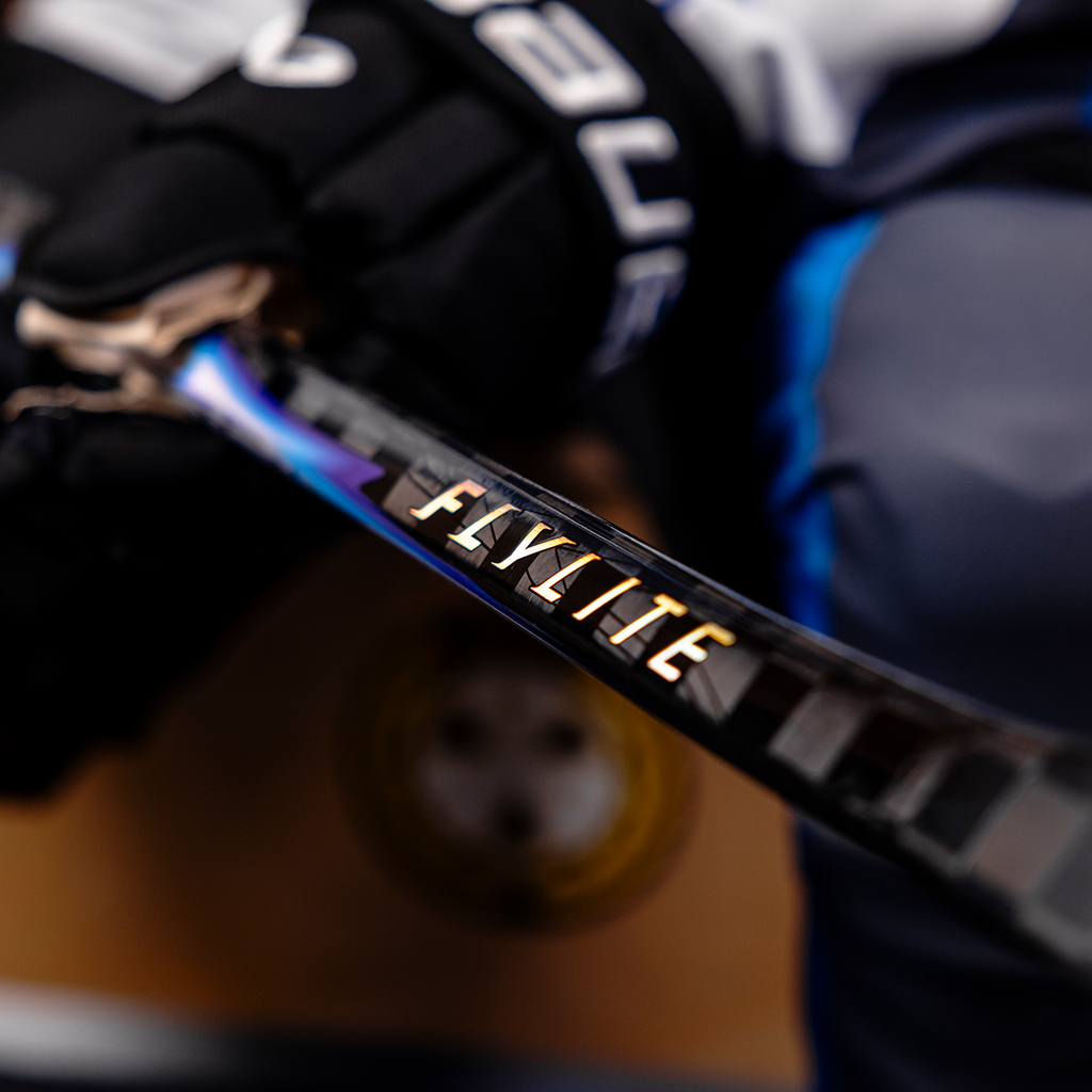 BAUER VAPOR FLYLITE GRIP STICK SENIOR