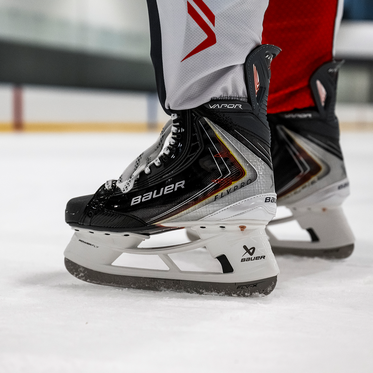 BAUER VAPOR FLYPRO SKATE INTERMEDIATE