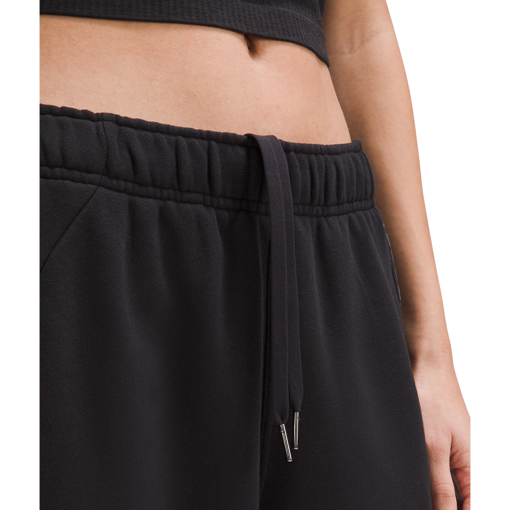 BAUER // lululemon Scuba Mid-Rise Oversized Jogger