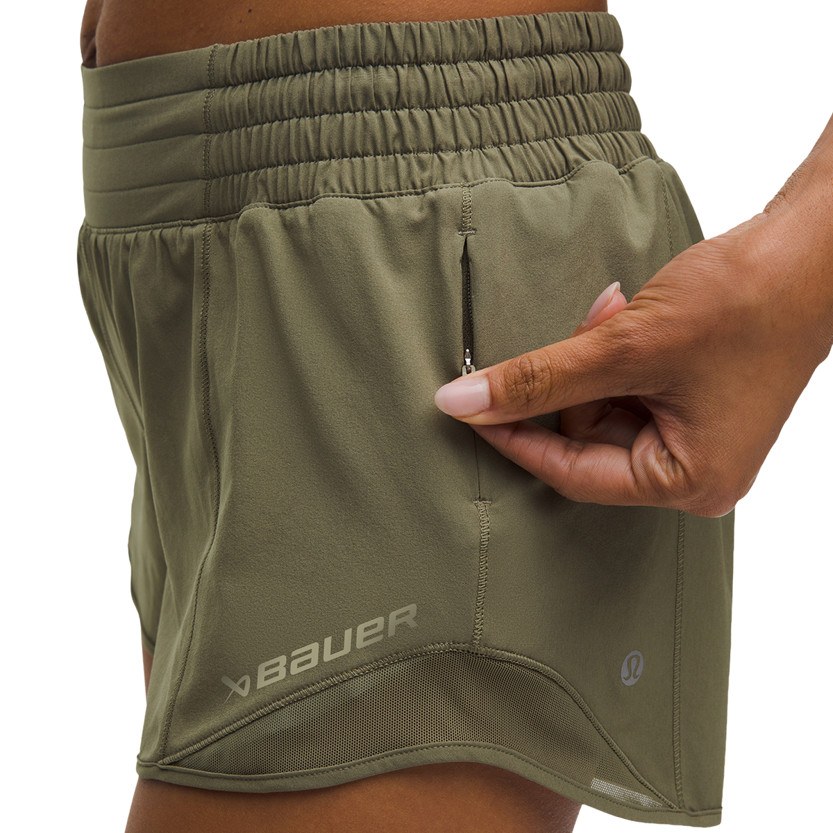 BAUER // lululemon Hotty Hot High-Rise Short 2.5"
